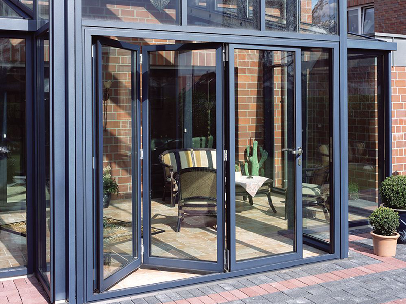 鋁合金門窗修理不用愁，選擇上門維修鋁合金門方便還便宜